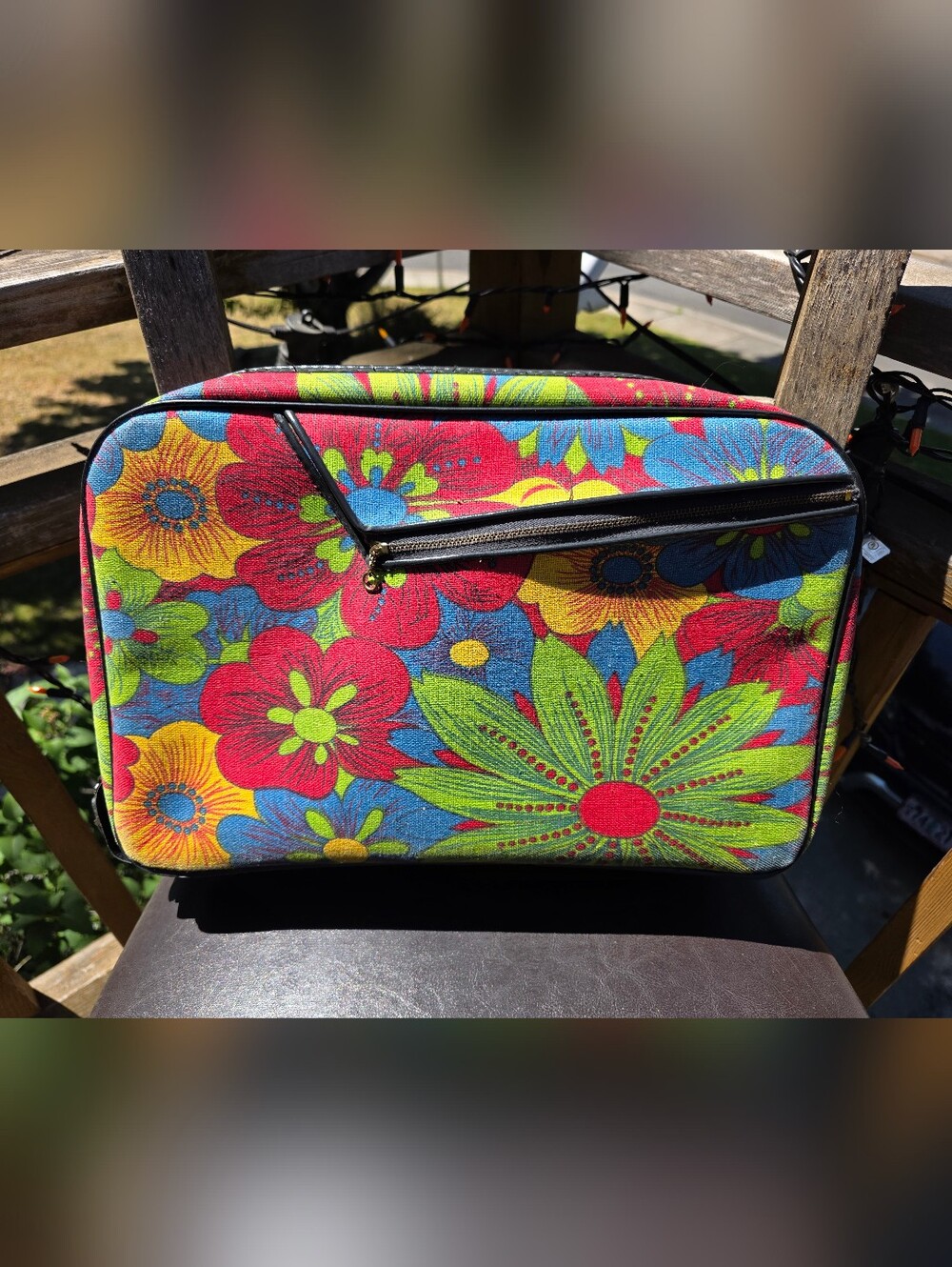 Vintage 60s 70s Child’s Floral Groovy Retro Overnight Bag Suitcase Luggage -FLAW